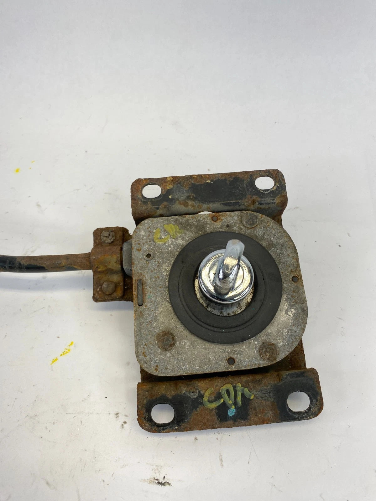 07-09 LEXUS RX350 04-07 TOYOTA HIGHLANDER SPARE TIRE HOIST WHEEL CARRIER WINCH