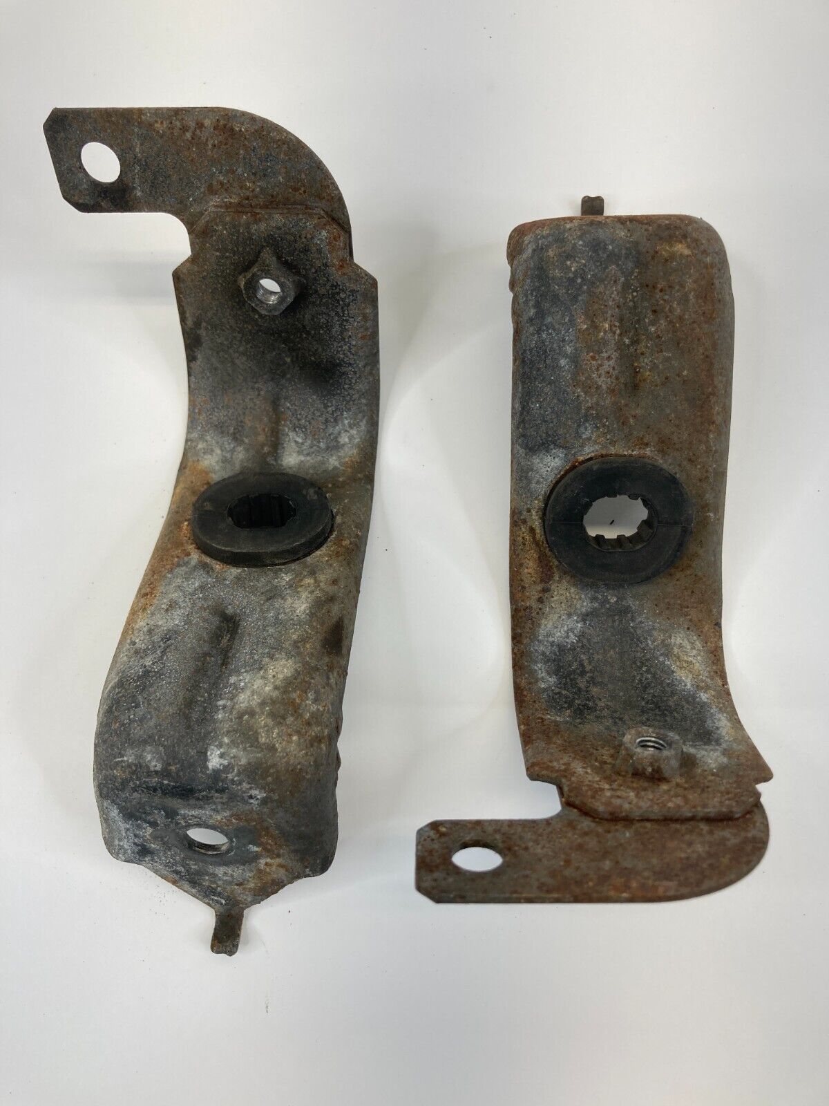 2000-2006 Mazda MPV A/C AC Condenser Upper Mount Bracket Support Set Pair OEM