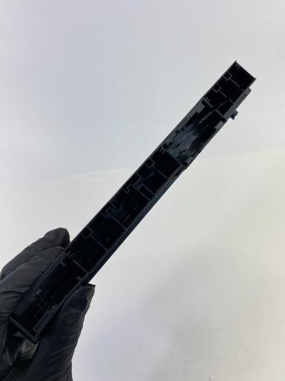 2006 2007 BMW 530xi Front Seat Computer Control Module 6135692731301 OEM