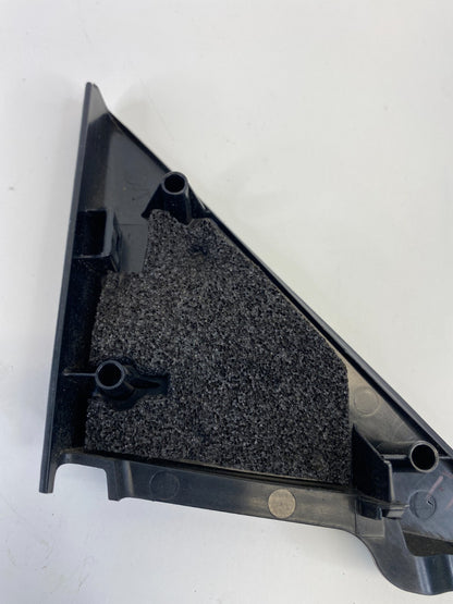 2002 03 04 05 2006 Toyota Camry Front Right Side Interior Mirror Cover Corner