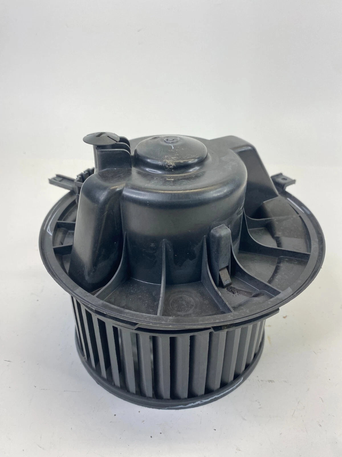 2005-2018 VOLKSWAGEN JETTA A/C HEATER BLOWER MOTOR ASSEMBLY 1K1819015C OEM