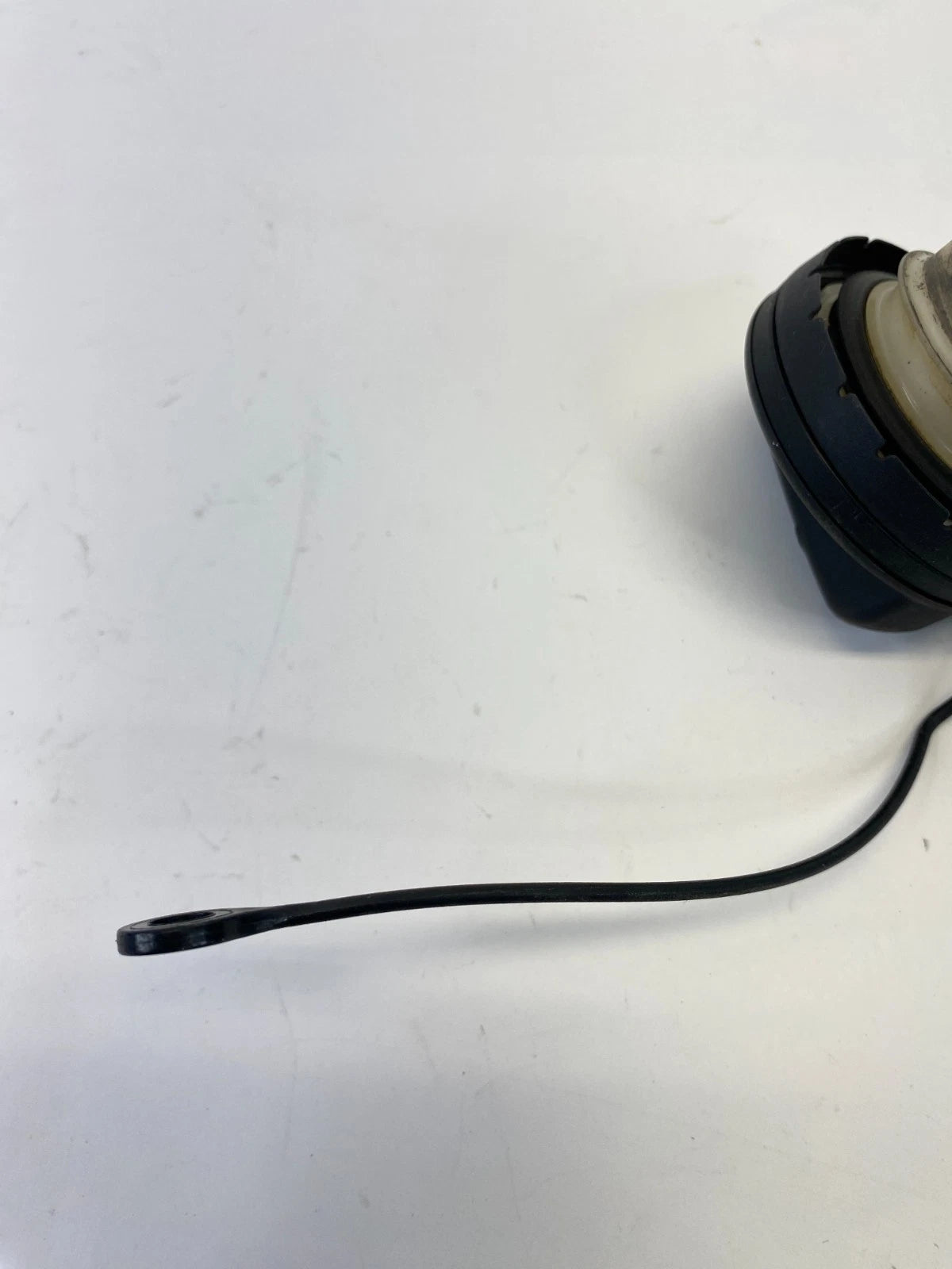 2010-2017 CHEVROLET EQUINOX TERRAIN FUEL FILLER TANK CAP DOOR GAS LID COVER OEM