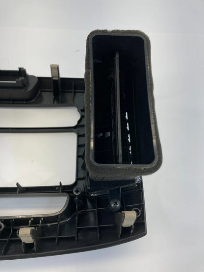 07-10 HYUNDAI ELANTRA CENTER DASH RADIO BEZEL CLIMATE CONTROL TRIM W AIR VENT