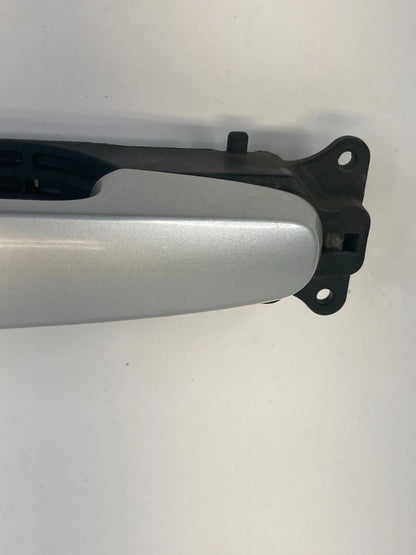 2001-2007 TOYOTA HIGHLANDER FRONT RIGHT PASSENGER SIDE EXTERIOR DOOR HANDLE OEM