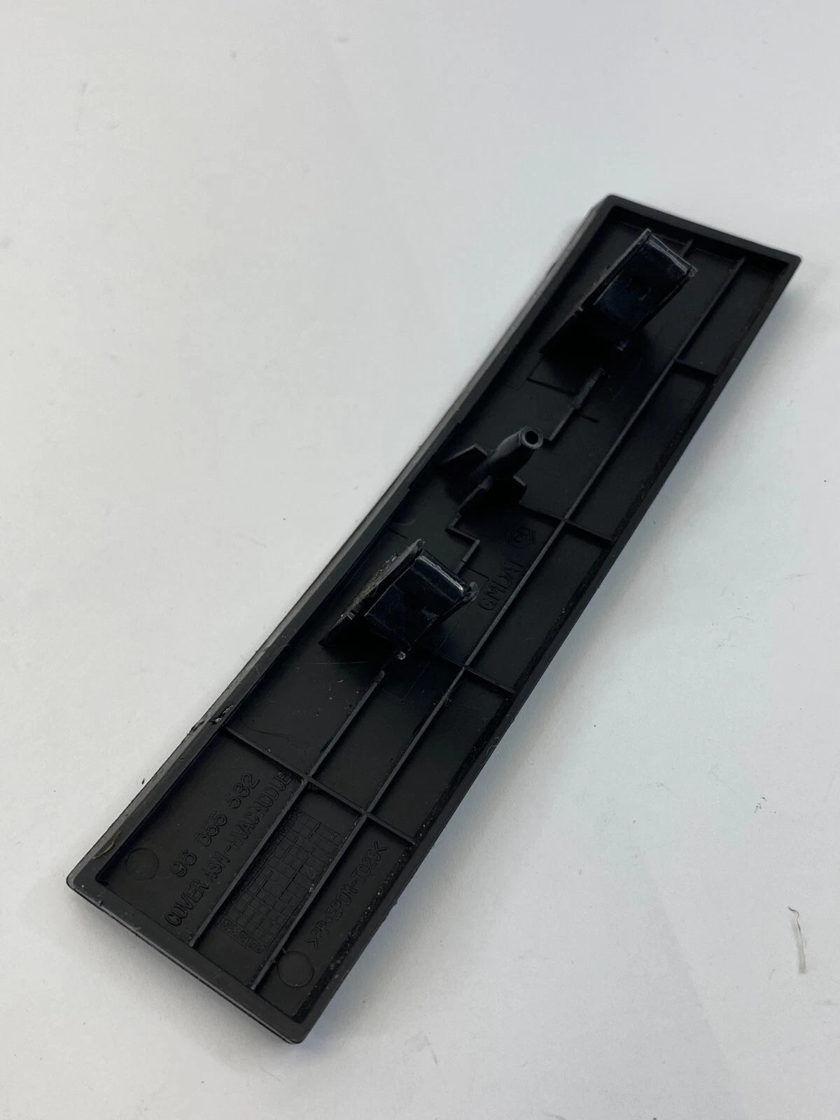 07-11 CHEVY AVEO 09-11 AVEO5 CENTER DASH LOWER CLIMATE CONTROL TRIM 96655532