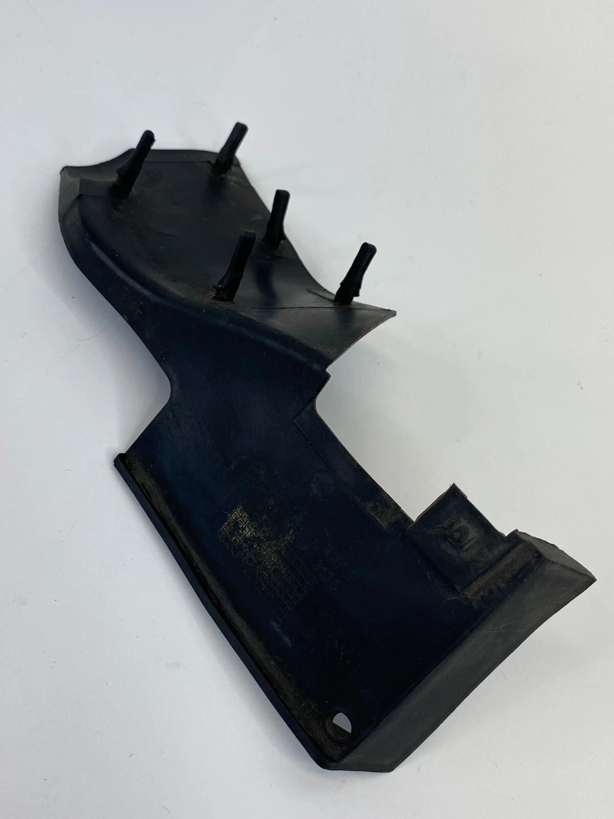2007-2012 NISSAN VERSA FRONT LEFT SIDE COWL BAFFLE COVER PANEL 66869-EL00A OEM