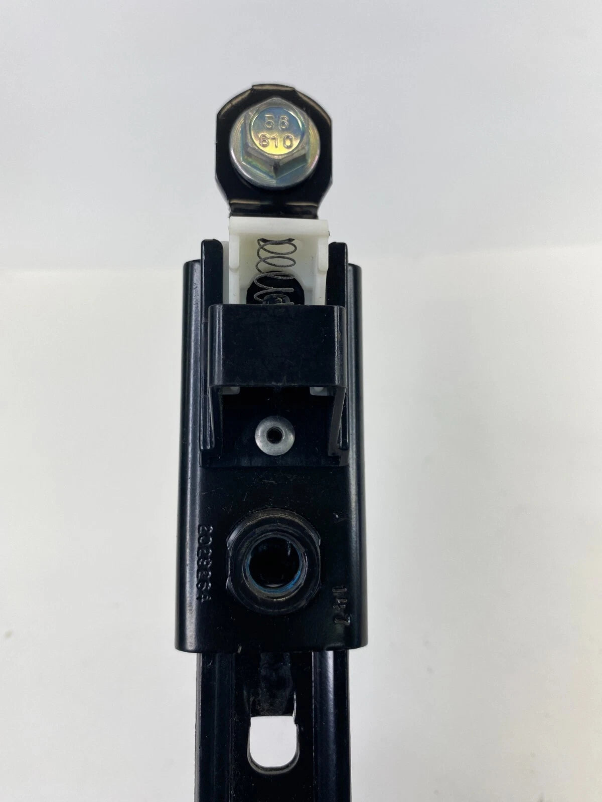 2011-2016 KIA OPTIMA FRONT SEAT BELT HEIGHT ADJUSTER ASSEMBLY 2029264 OEM