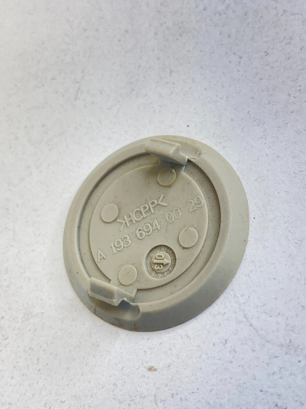 2004-2008 CHRYSLER CROSSFIRE COUPE TRUNK LID LATCH BOLT SCREW COVER CAP TRIM OEM