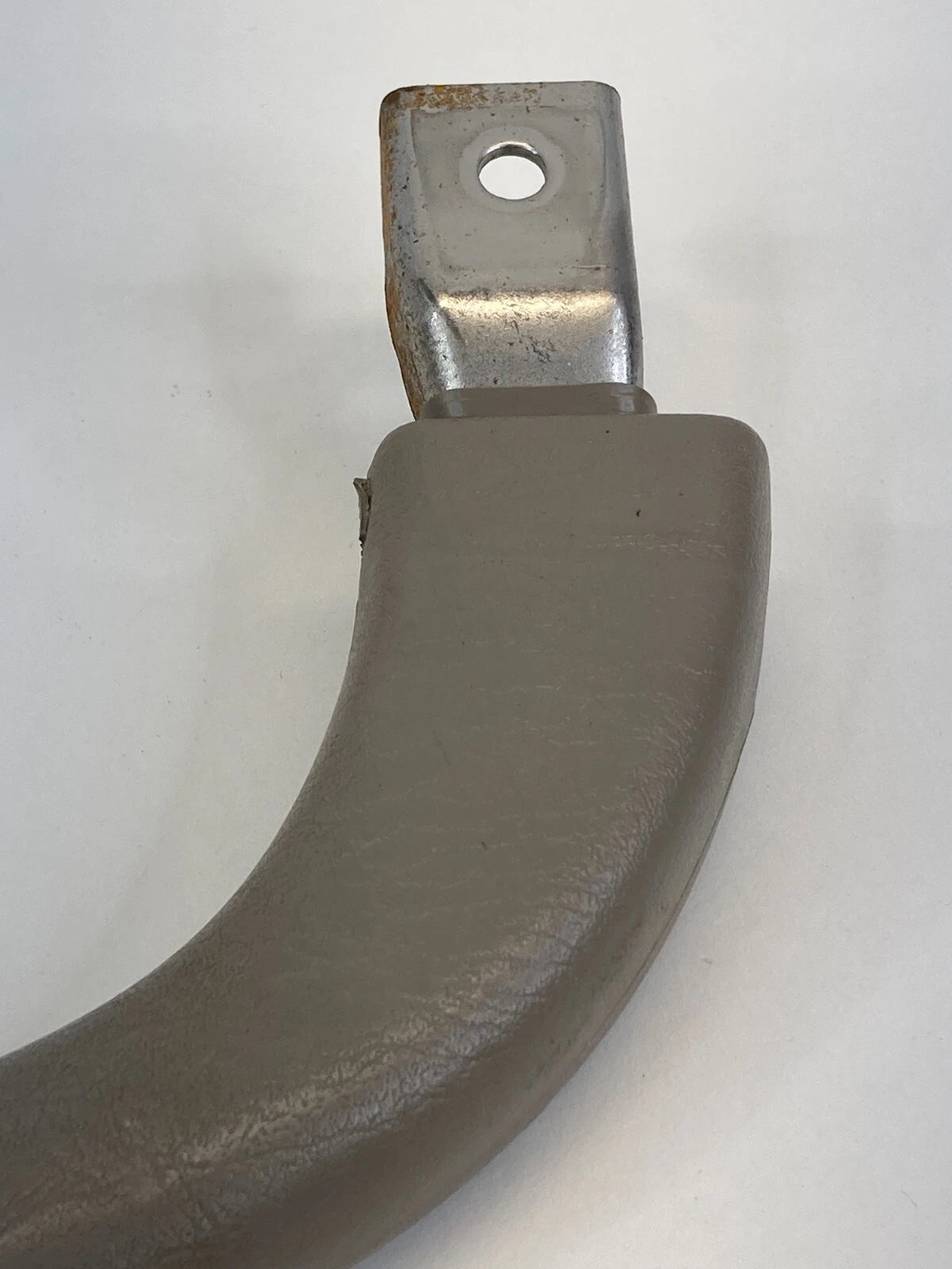 2006 TOYOTA TUNDRA CENTER PILLAR RIGHT SIDE INTERIOR GRAB GRIP ASSIST HANDLE OEM
