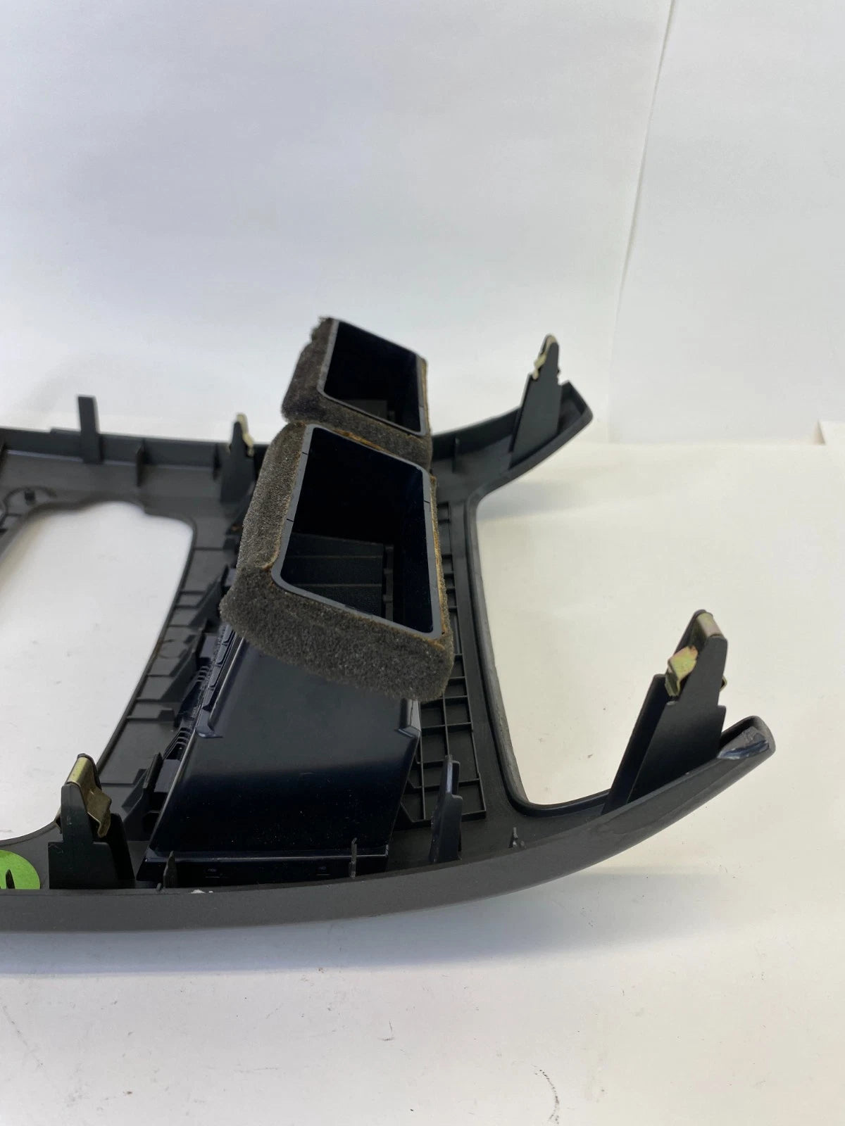 2012-2016 CHEVROLET SONIC CENTER DASH RADIO BEZEL TRIM W/ AIR VENTS OEM