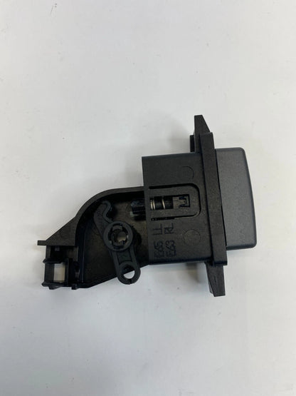 2002-2005 BMW 745I SEDAN RIGHT DASHBOARD GLOVE BOX BUTTON RELEASE 10862510GE OEM