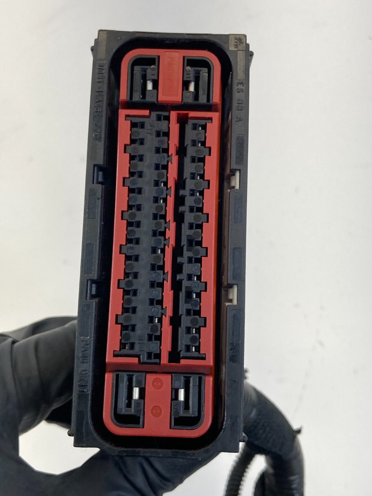 2004-2007 Volvo S40 FWD 2.4L AT ABS Anti Lock Brake Pump Plug Socket Cable OEM