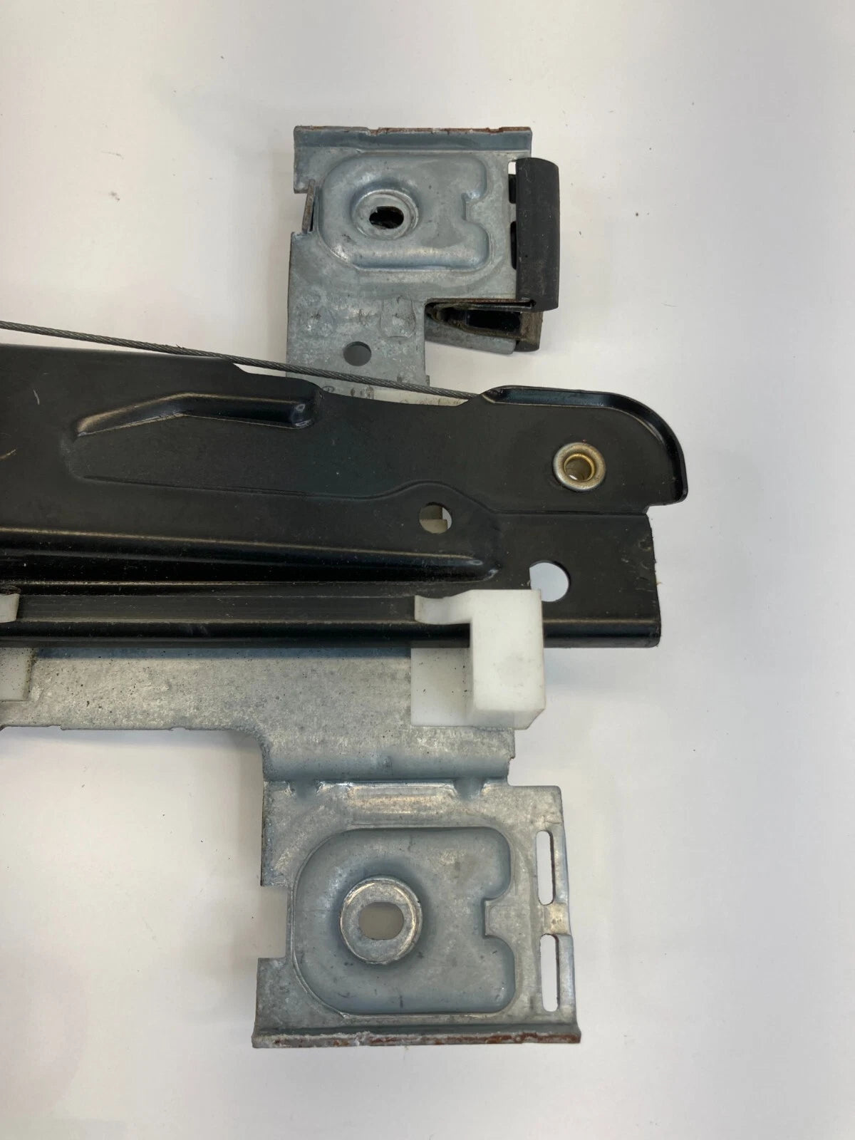 2006-2010 JEEP COMMANDER REAR RIGHT PASSENGER POWER WINDOW REGULATOR 55396482AC