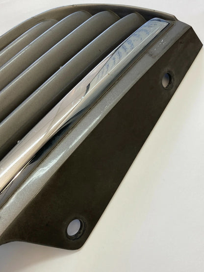 1997 1998 1999 CHEVROLET MALIBU FRONT BUMPER UPPER GRILL GRILLE 22603446 OEM