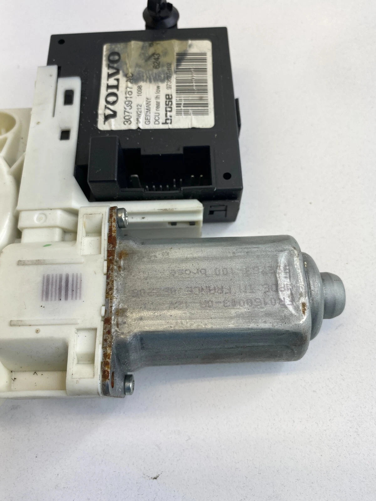 2004-2011 VOLVO S40 SEDAN REAR LEFT BACK SIDE DOOR WINDOW MOTOR 30739181AC OEM