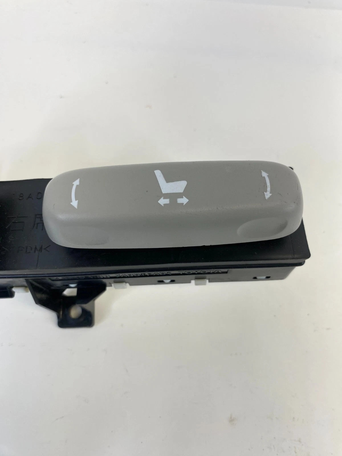 2007-2009 Lexus RX350 Front Right Seat Adjustment Control Switch 18A188 OEM