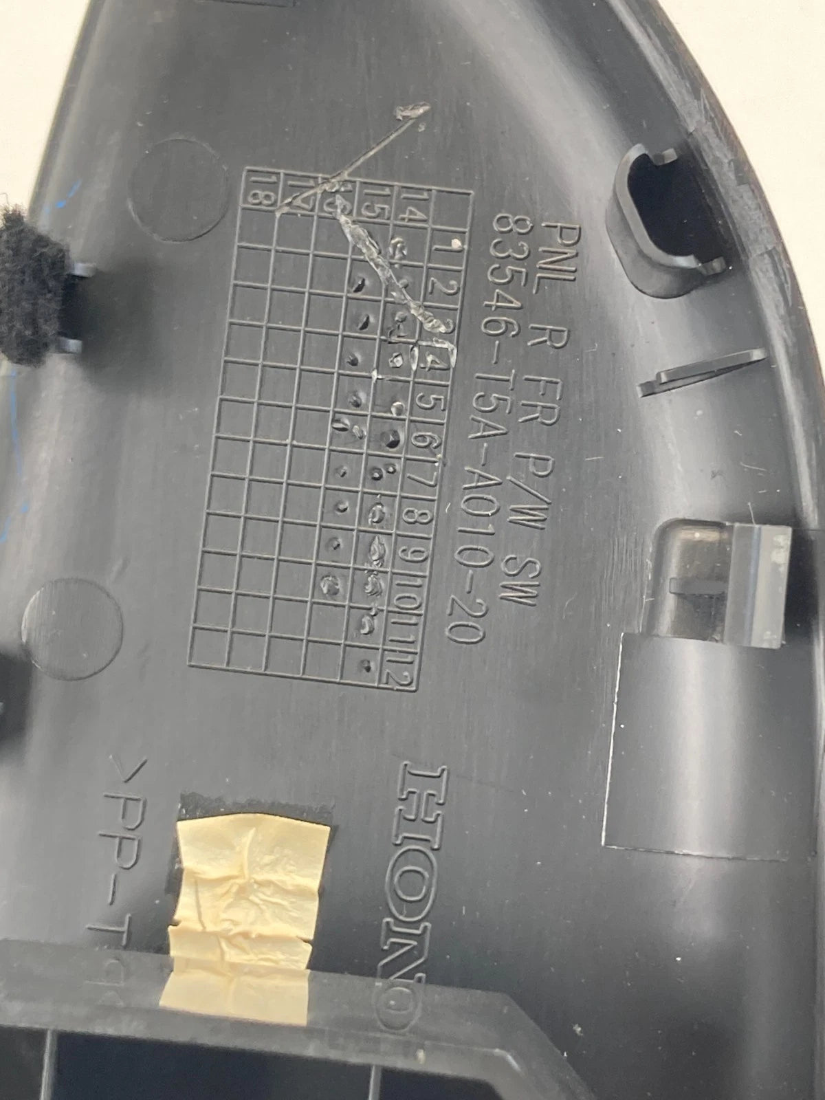 2015-2020 HONDA FIT FRONT RIGHT DOOR WINDOW CONTROL SWITCH 83546-T5A-A010 OEM