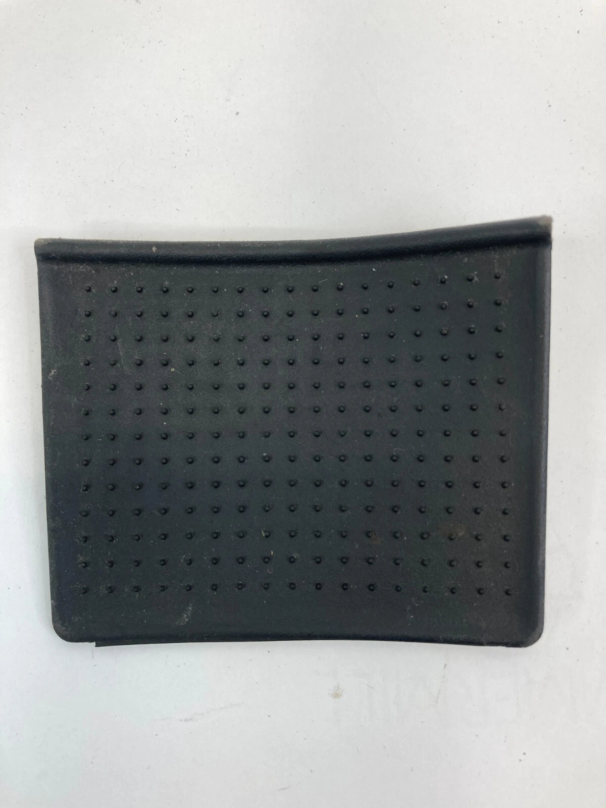 2001-2005 PONTIAC AZTEK 2002 RENDEZVOUS INSTRUMENT PANEL LINER MAT 10409324 OEM