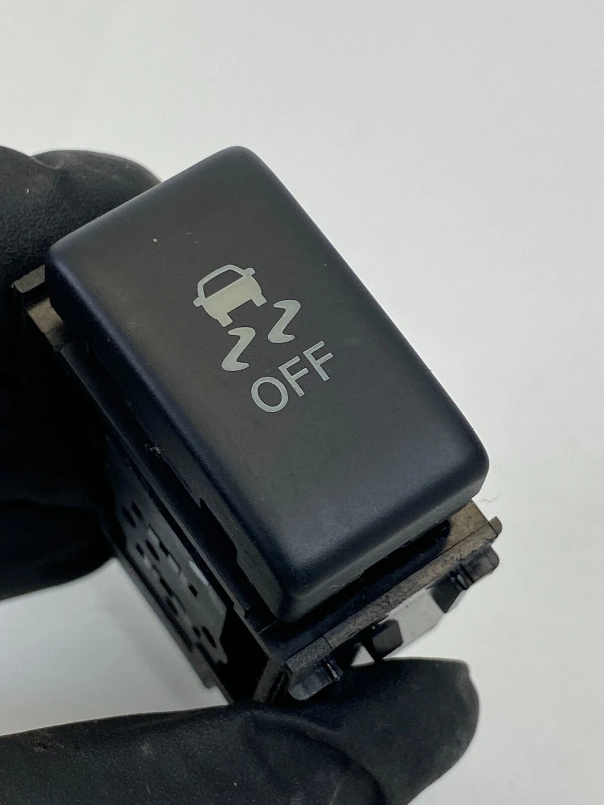 2011-2013 11-13 NISSAN ROGUE 2.5L L4 16V STABILITY CONTROL SWITCH ASSEMBLY OEM