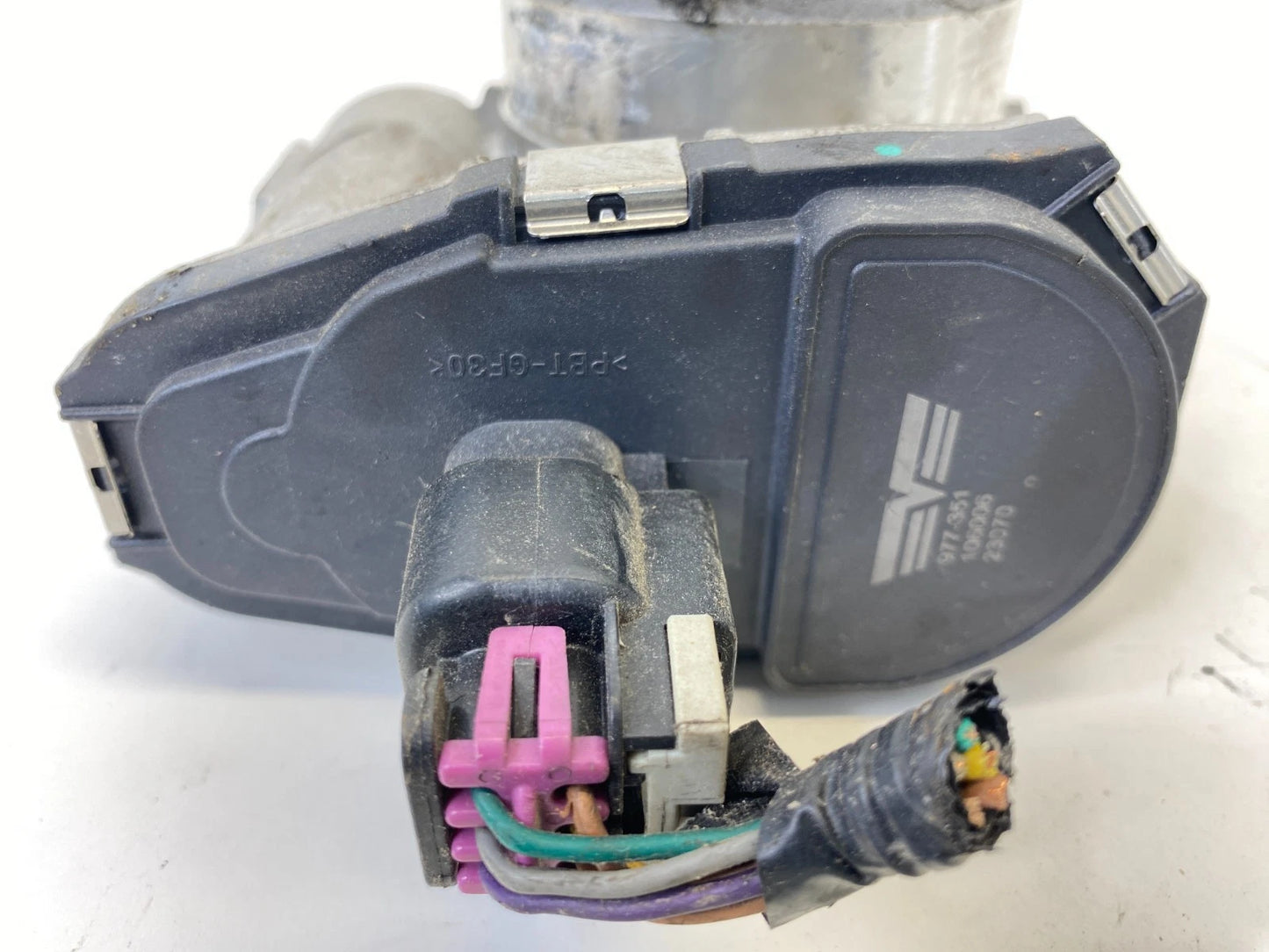 2007-2011 GMC ACADIA 3.6L ENGINE THROTTLE BODY AIR INTAKE ASSEMBLY OEM FACTORY