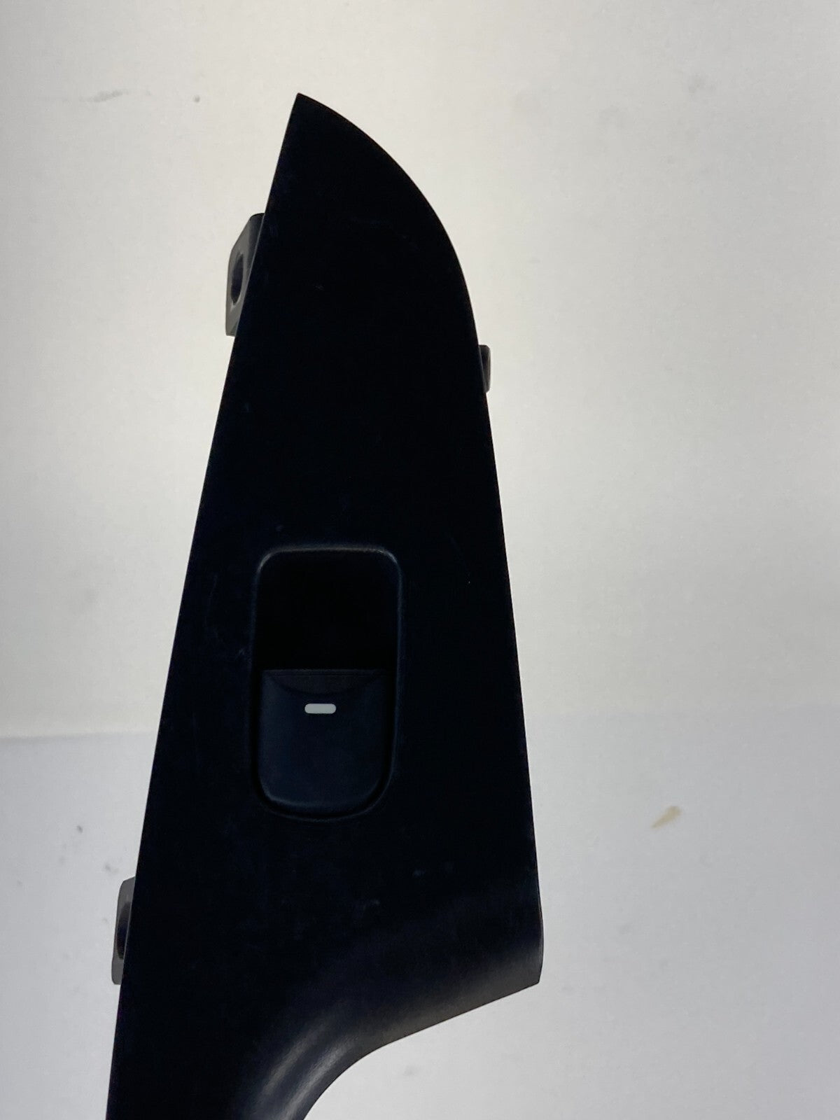 2011-2013 Hyundai Elantra SEDAN Rear Right Door Power Window SWitch w/ Bezel OEM