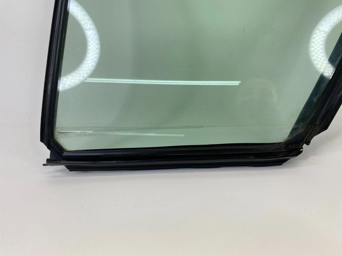 2007 2008 INFINITI G35 SEDAN REAR LEFT SIDE DOOR QUARTER VENT WINDOW GLASS OEM