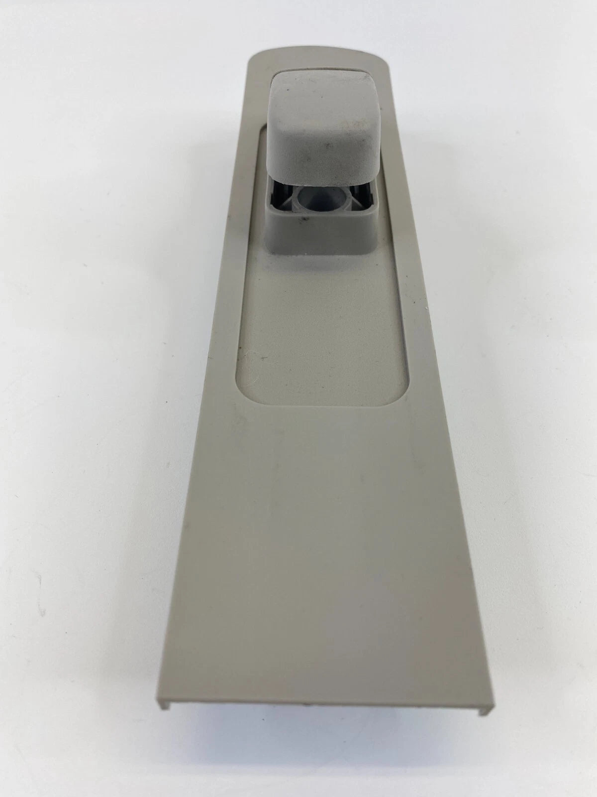 2011-2013 FORD FIESTA FRONT RIGHT PASSENGER SEAT BELT HEIGHT ADJUSTER 34062335B