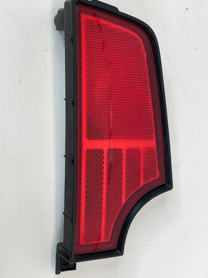 10 11 KIA SOUL HATCHBACK REAR RIGHT PASSENGER SIDE LOWER LIGHT LAMP REFLECTOR