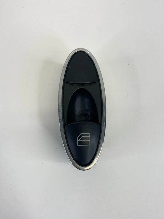 2003-2006 MERCEDES-BENZ E500 FRONT RIGHT DOOR WINDOW SWITCH A211-821-13-51 OEM