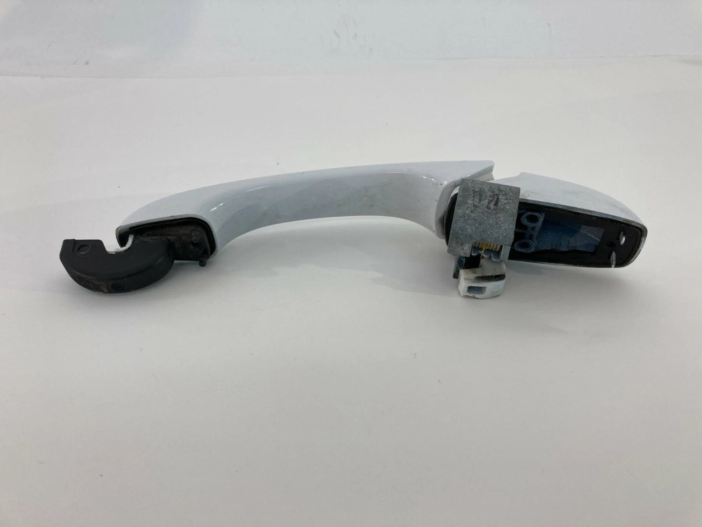 11-14 CHRYSLER 200 SEDAN REAR RIGHT BACK EXTERIOR OUTER DOOR HANDLE WHITE RR RH