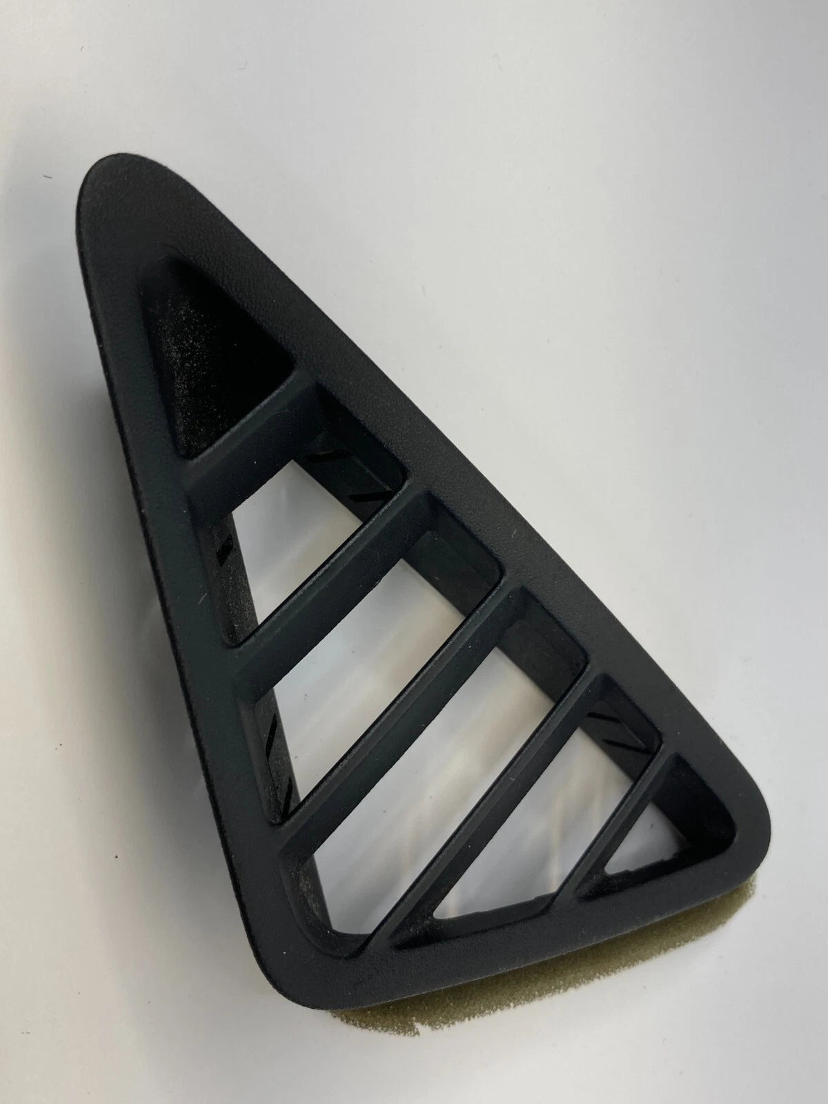 10-17 CHEVROLET EQUINOX DASH LEFT SIDE AC AIR VENT DEFROSTER GRILLE 25779104 OEM