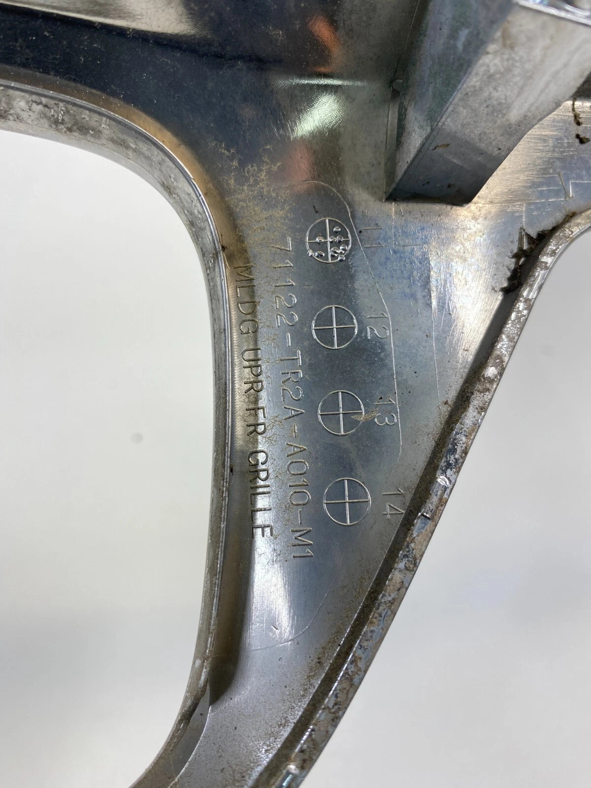 2012 HONDA CIVIC HYBRID FR BUMPER GRILL GRILLE TRIM MOLDING CHROME 71122TR2AA010