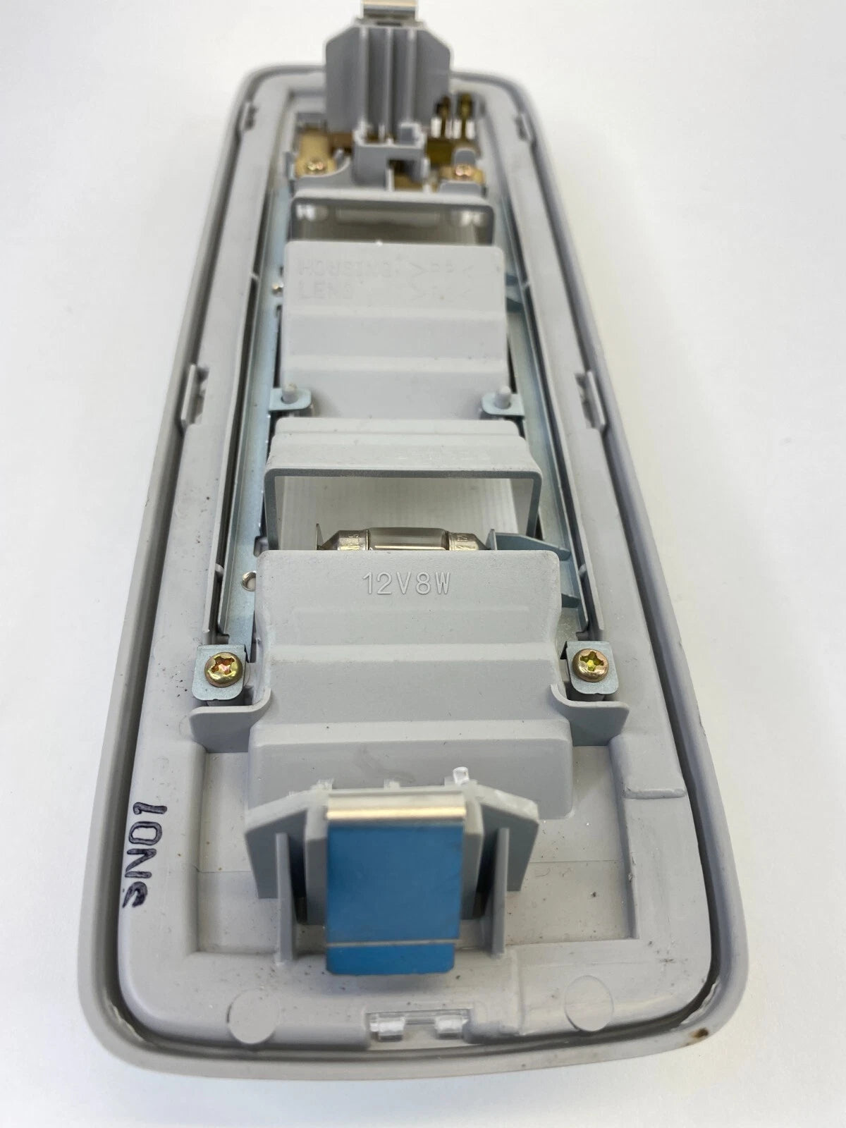 2004 2005 2006 MAZADA MPV DOME LIGHT LAMP OVERHEAD SWITCH CONTROL OEM