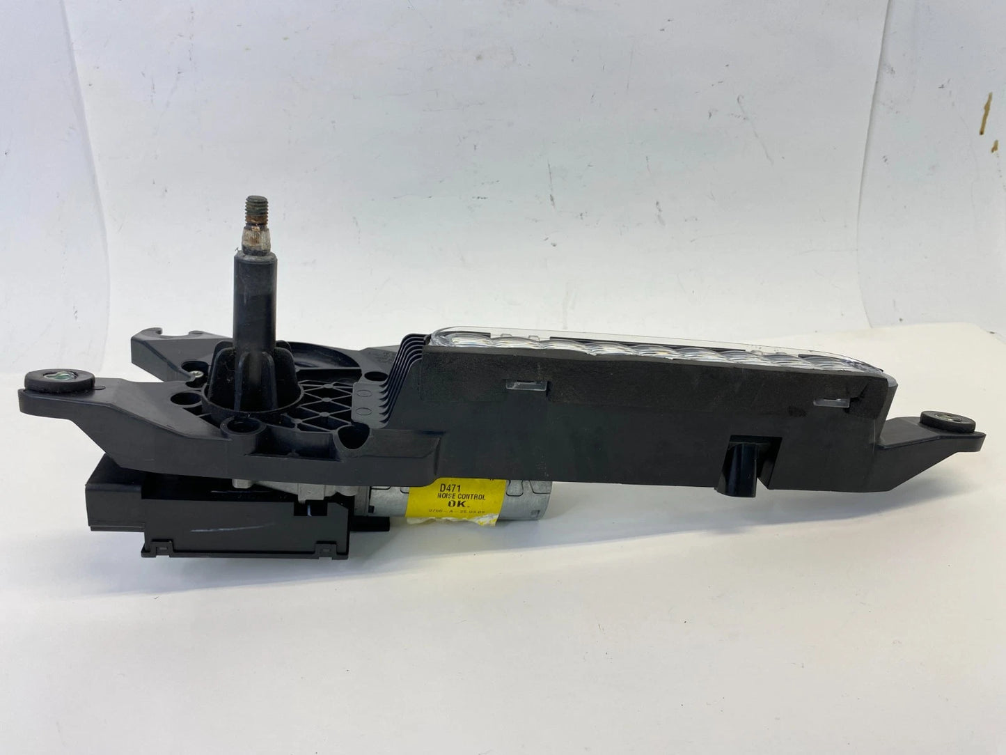 2009-2012 FORD FLEX LIMITED REAR STOP LAMP BRAKE LIGHT WIPER MOTOR ASSEMBLY OEM