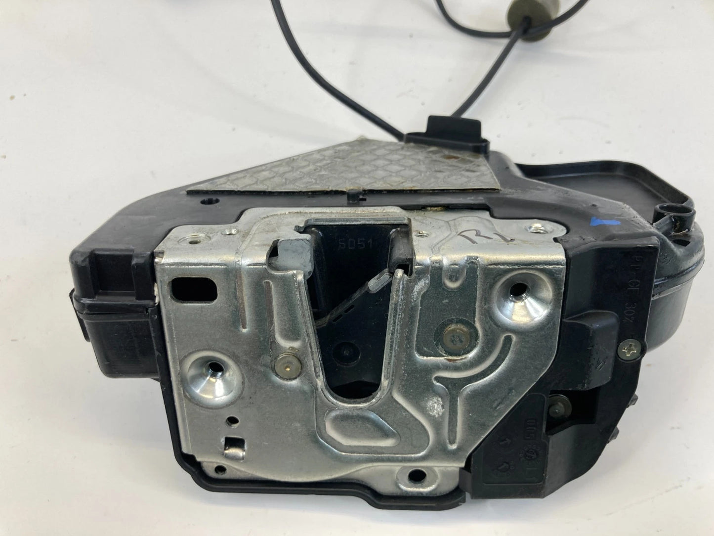 2006 MERCEDES-BENZ CLS500 REAR LEFT SIDE DOOR LOCK LATCH ACTUATOR 2197300335 OEM