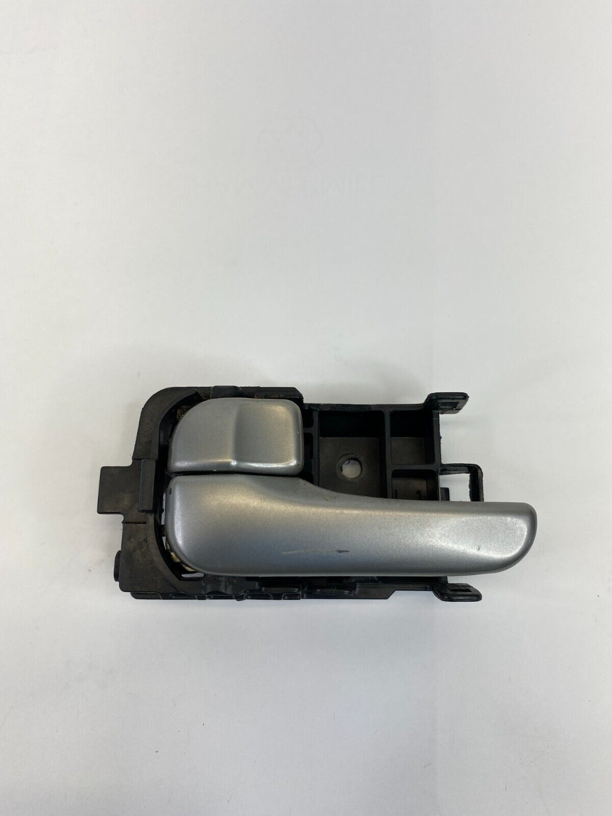 2004 2005 2006 Nissan Sentra Rear Left Driver Side Inner Door Handle Assembly