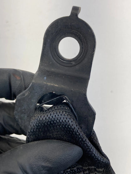 06 MERCEDES-BENZ CLS500 CLS550FRONT RIGHT PASSENGER SIDE SEAT BELT REATACTOR OEM