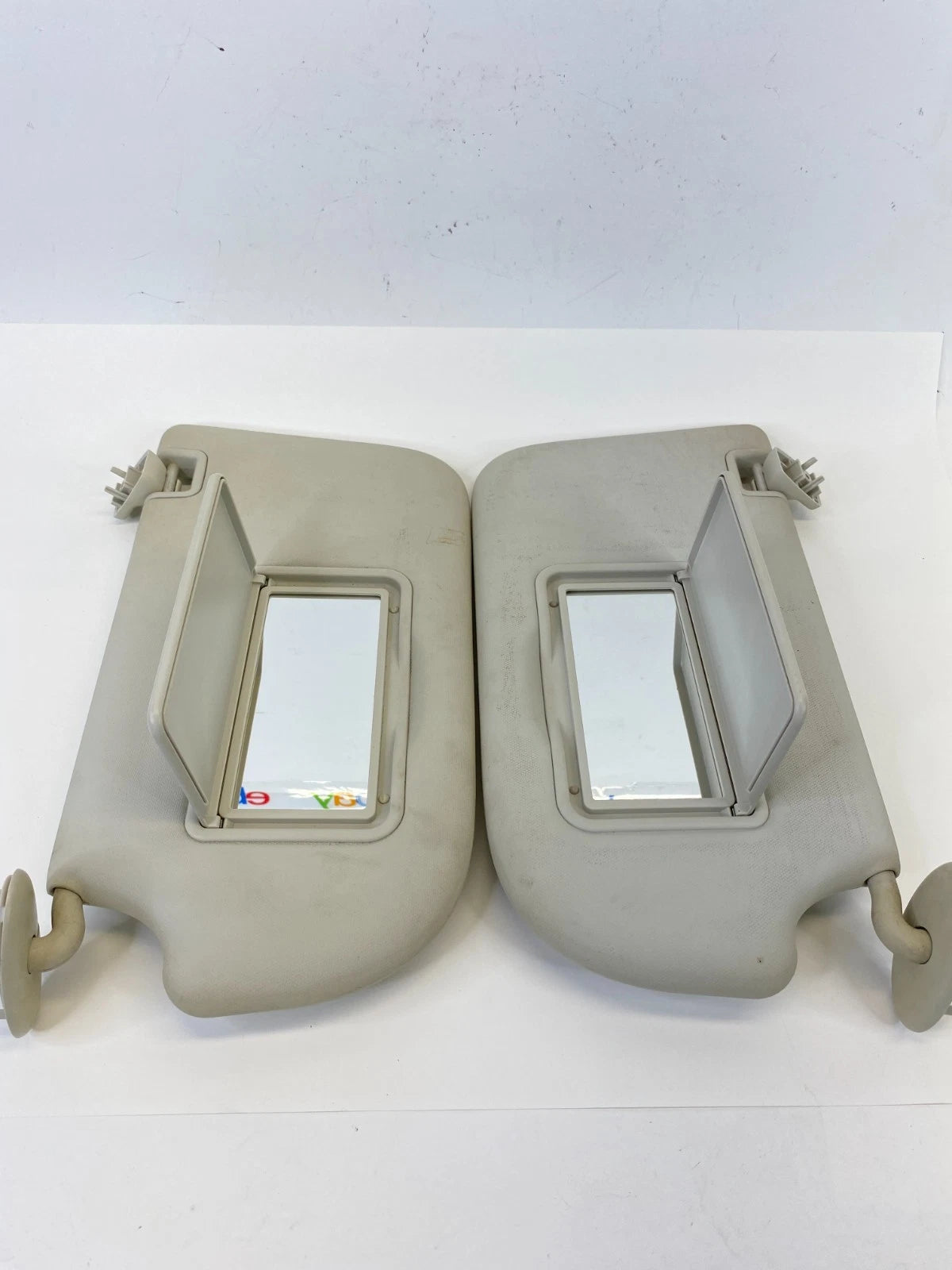 2013-2019 FORD ESCAPE FRONT LEFT & RIGHT SUNVISOR SUN VISOR PAIR W/ MIRROR OEM