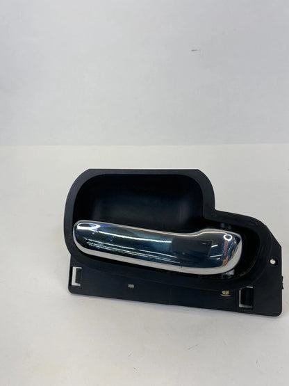 98-02 LINCOLN TOWN CAR FRONT RIGHT SIDE INTERIOR DOOR HANDLE F8V8-5421818 OEM
