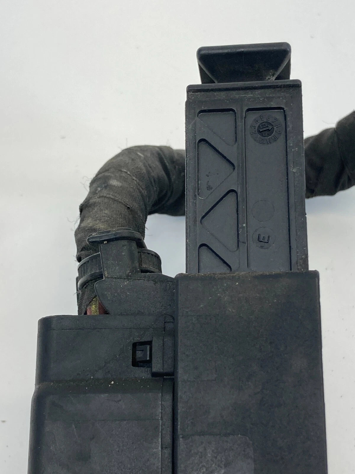 2005-2008 VOLKSWAGEN JETTA 2.5L A/T ABS ANTI LOCK BRAKE PUMP CONNECTOR OEM