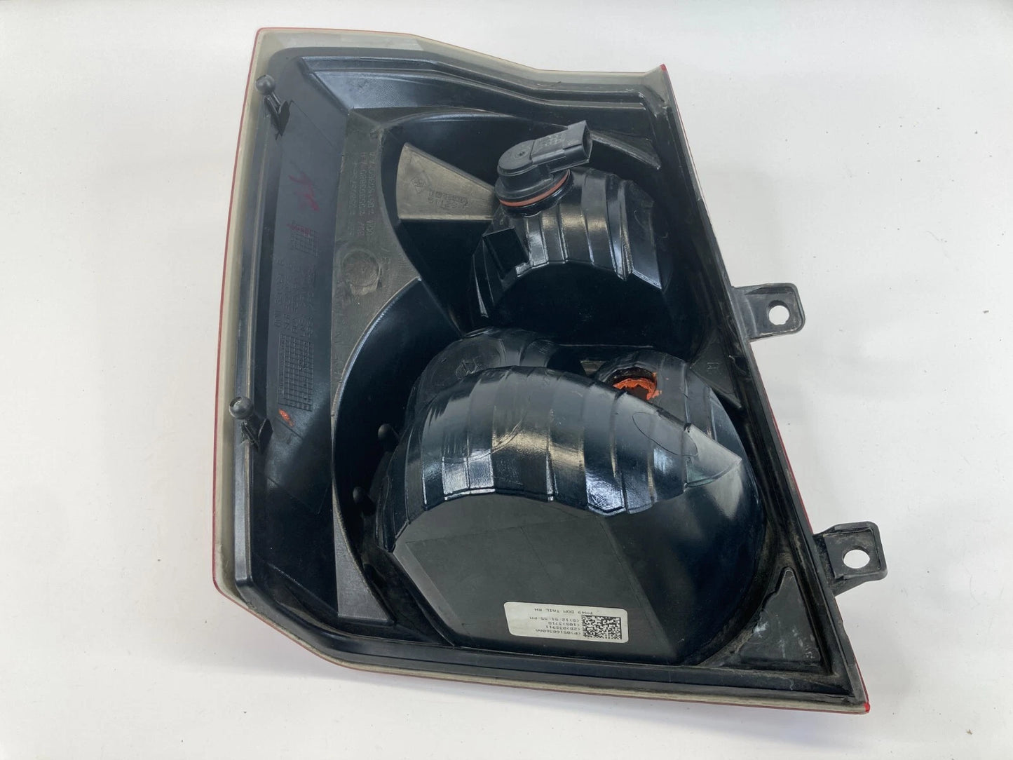 2008-2012 DODGE CALIBER REAR RIGHT PASSENGER SIDE TAIL LIGHT LAMP 05160360AA OEM