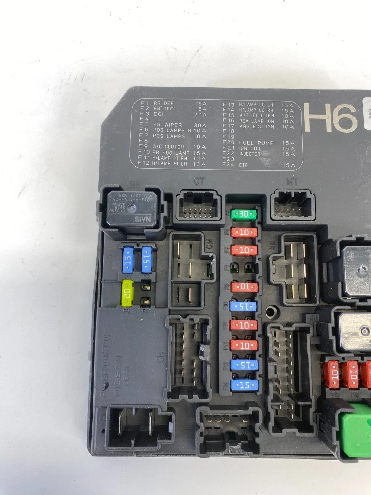 2015-2019 NISSAN SENTRA ENGINE FUSE BOX POWER DISTRIBUTION UNIT OEM 284B7-3RA3B