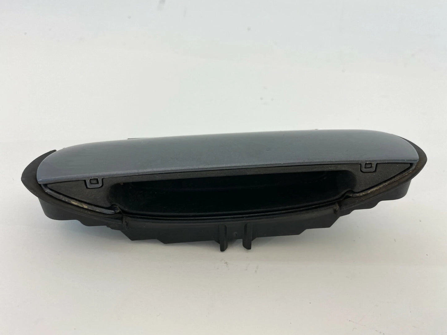 1998-2004 AUDI A6 REAR LEFT DRIVER OUTER EXTERIOR DOOR HANDLE ASSEMBLY OEM