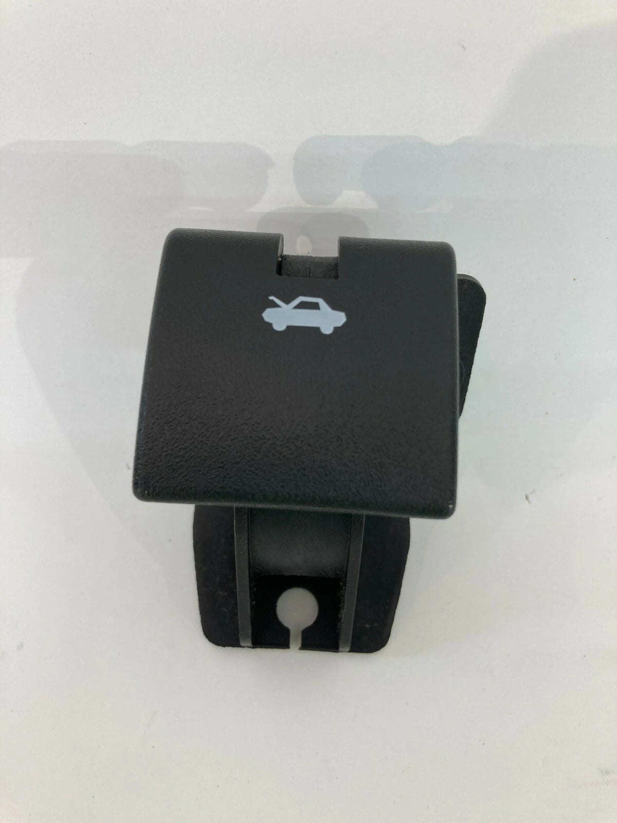 09-17 CHEVROLET TRAVERSE HOOD BONNET RELEASE HANDLE LEVER HOOD RELEASE HANDLE