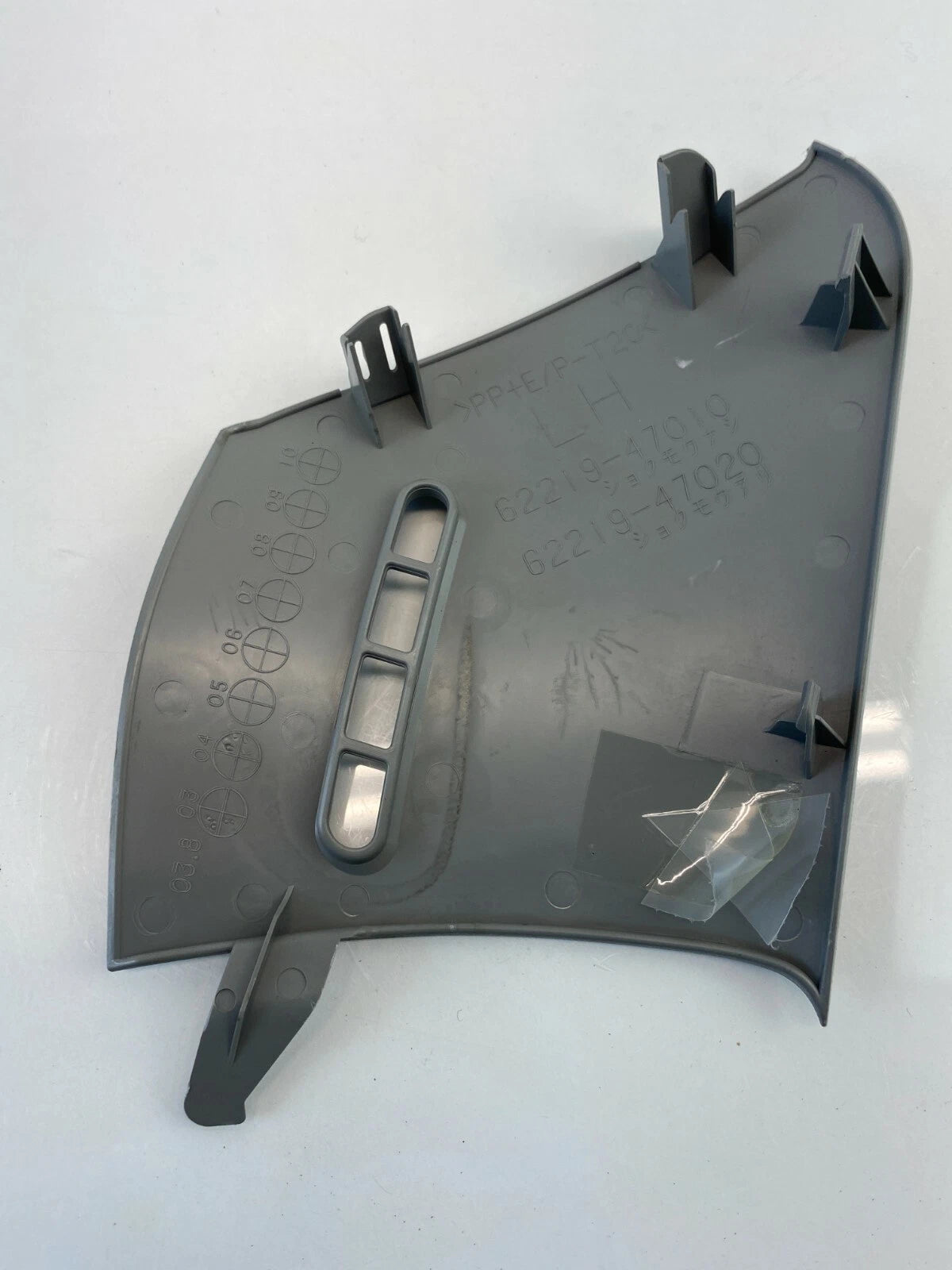 2004-2009 TOYOTA PRIUS LEFT CORNER PILLAR TRIM PANEL END COVER 62219-47020 OEM