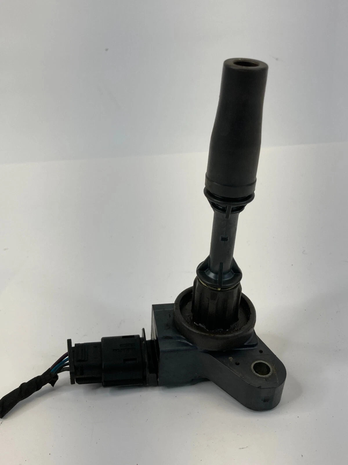 13-22 CHEVROLET MALIBU 14-19 IMPALA ENGINE IGNITER IGNITION COIL 12654078 OEM