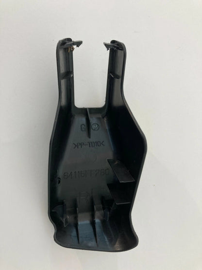 2002-2007 SUBARU IMPREZA OUTBACK RIGHT SEAT TRACK BOLT COVER TRIM OUTER 64115FE2