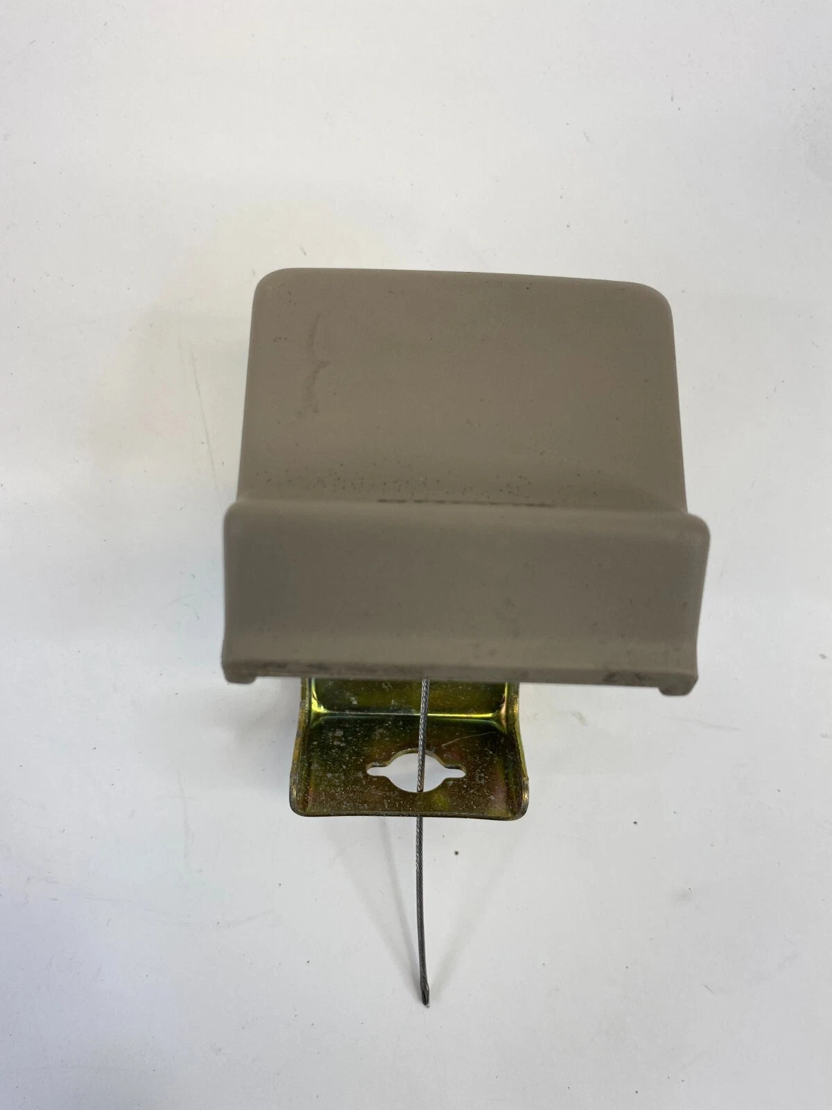 2003 2004 2005 2006 FORD EXPEDITION DASH PARKING EMERGENCY BRAKE RELEASE HANDLE