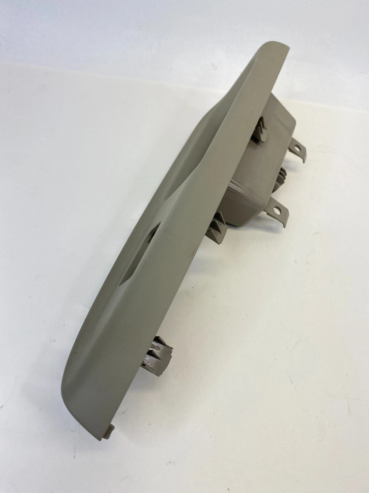 2012-2015 KIA RIO REAR RIGHT SIDE WINDOW SWITCH COVER BEZEL TRIM 83740-1W000