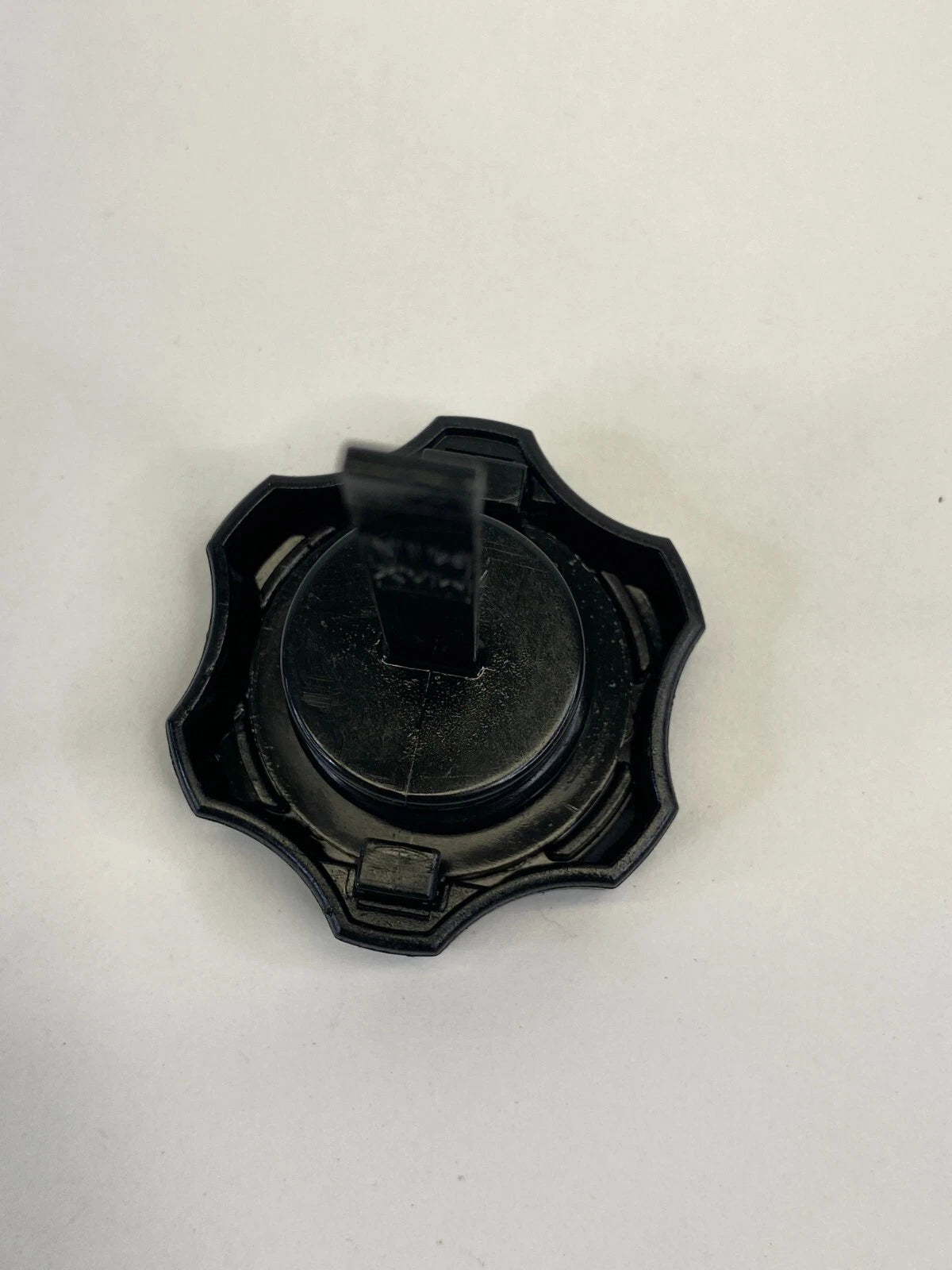 2009-2017 CHEVROLET TRAVERSE POWER STEERING RESERVOIR FLUID FILLER CAP COVER LID